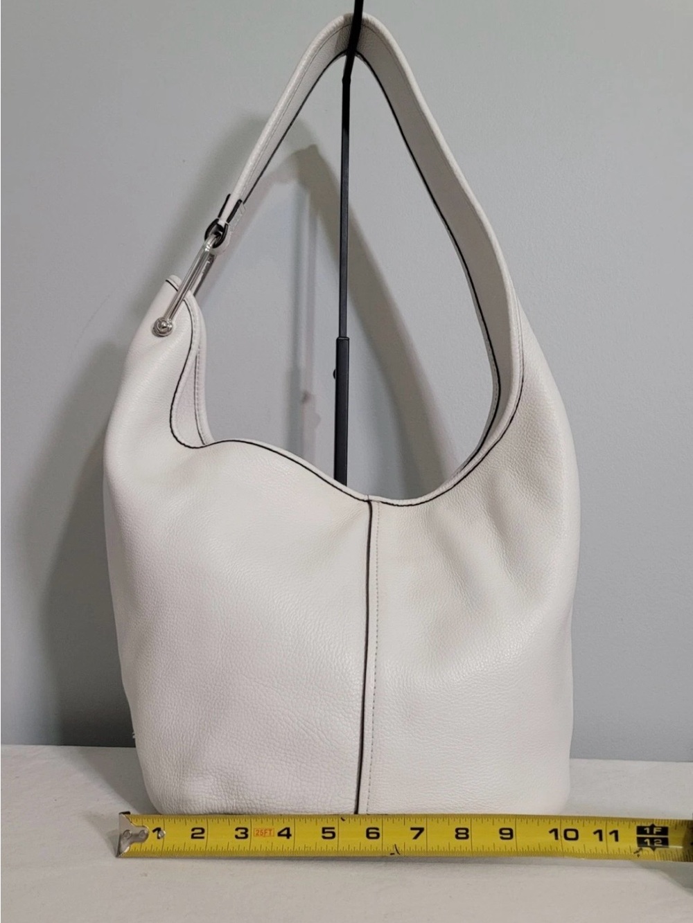 Michael Kors Hobo Shoulder Bag White Leather Silver Hardware - Picture 16 of 16